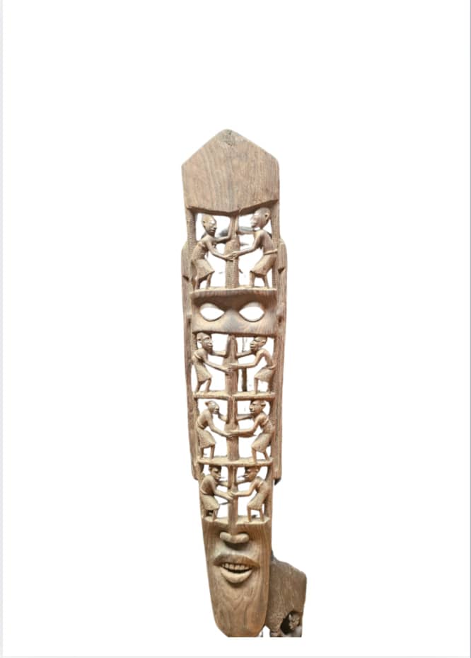 MAKONDE FAMILY TREE MASK
